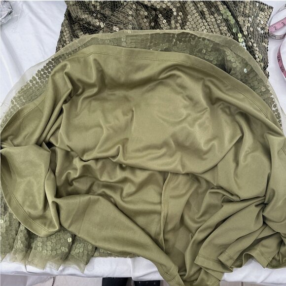 NWT $598 Mac Duggal [ 8 ] Sequined Butterfly Sleeve Wrap Over A Line‎ Gown #Q699 - Picture 6 of 15